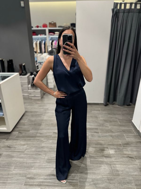 Pantalone a palazzo KAOS