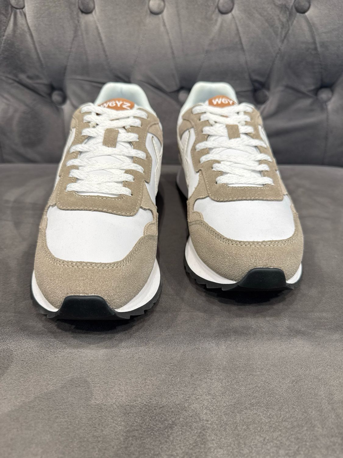 W6YZ YAK taupe-white