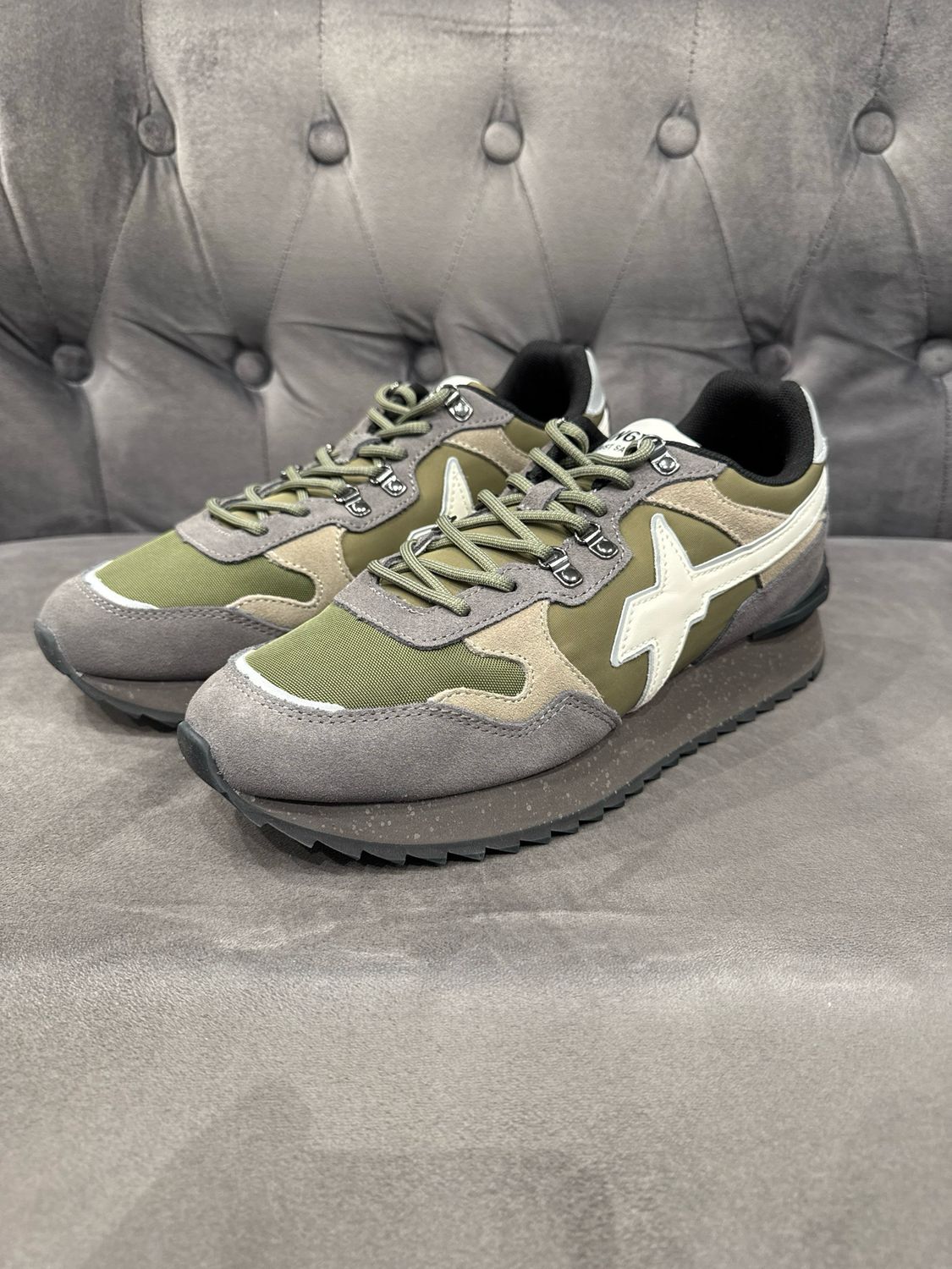 W6YZ Yak antracite-militare