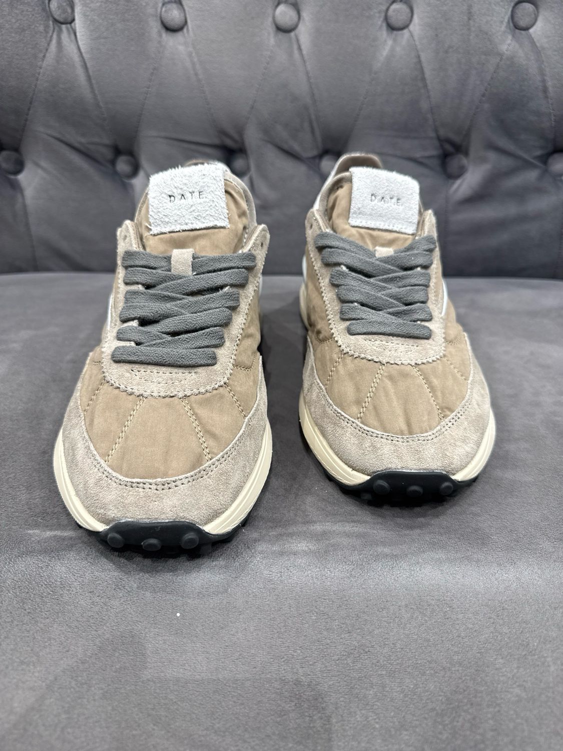 DATE Athleta touch-taupe
