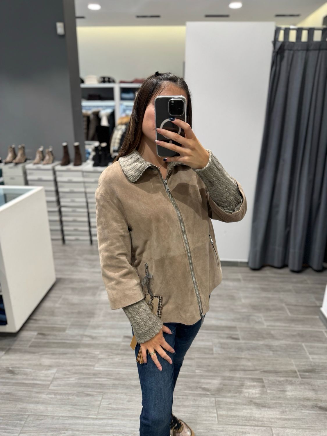 Giubbino in camoscio con maniche in lana The Jackie