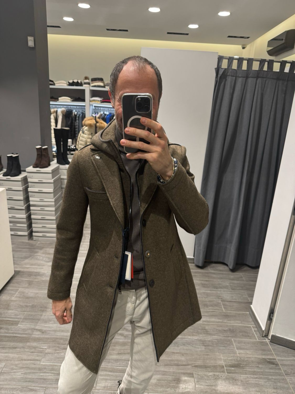 Cappotto  con paravento staccabile BOB