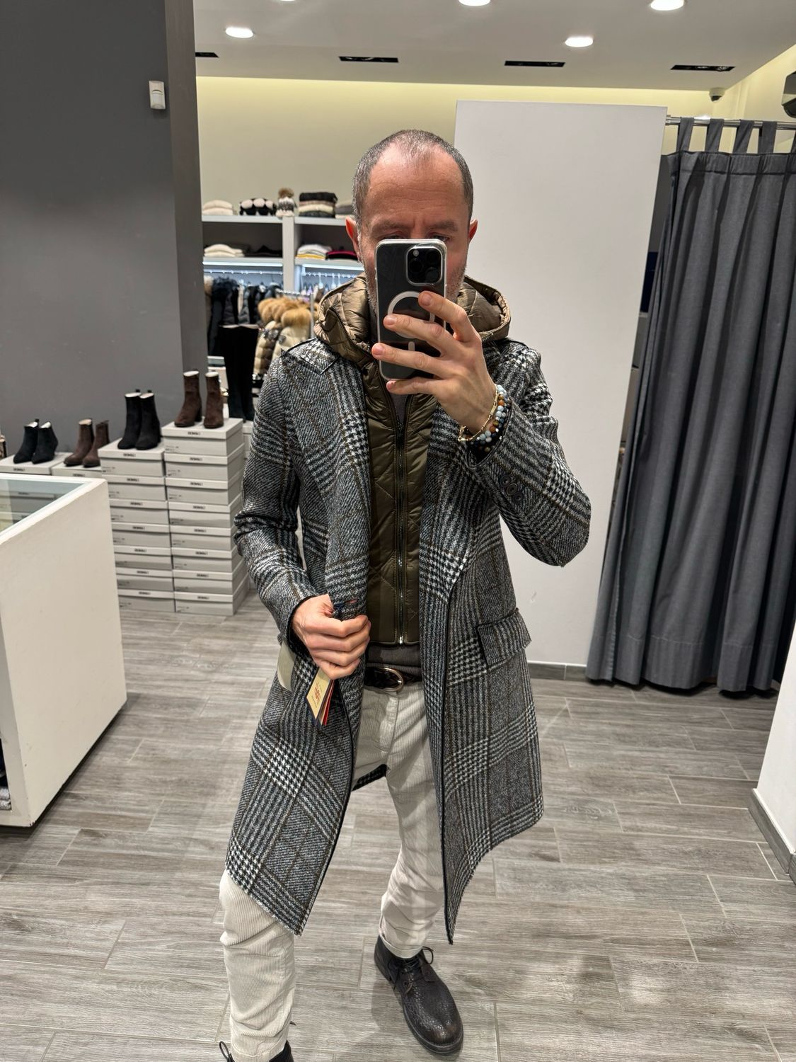 Cappotto in panno doppio petto con paravento staccabile BOB