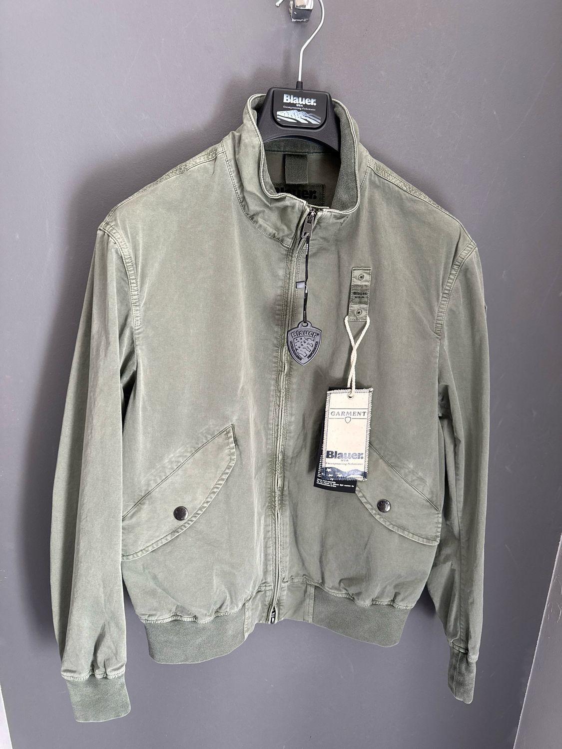 BOMBER BLAUER LEGGERO BADGER