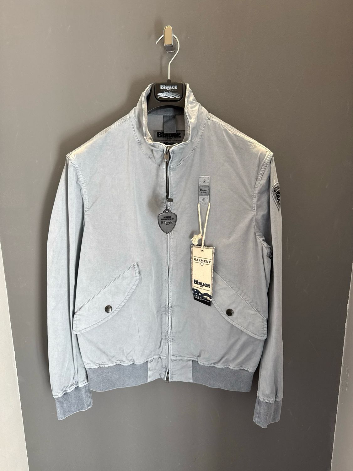 BOMBER BLAUER LEGGERO BADGER