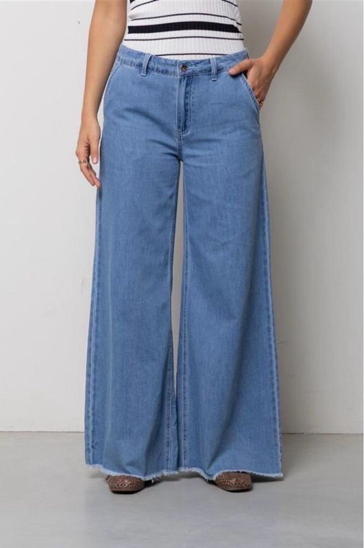Jeans Kaos