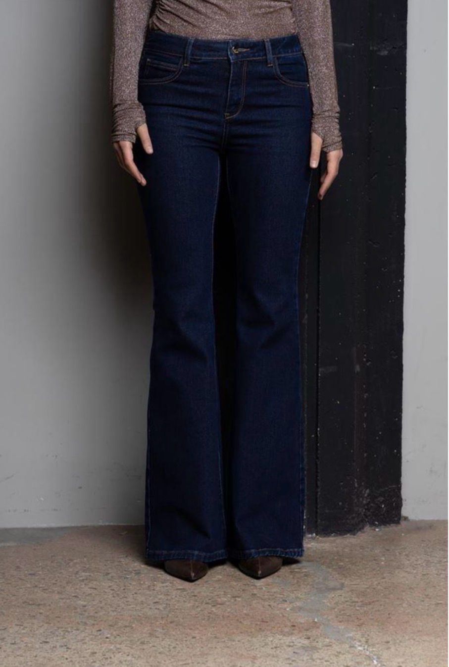 Jeans a zampa Kaos