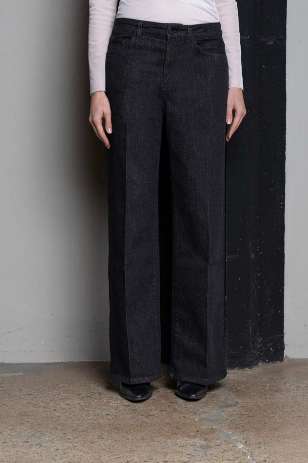 Pantalone a palazzo Kaos