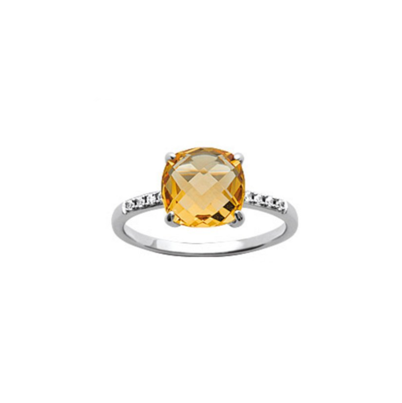 Orangener Ring mit Zirkonia