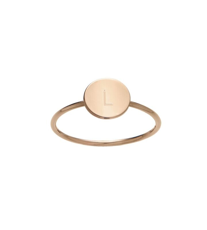 Goldring mit aufgesetzter Gravurplatte Goldring mit aufgesetzter Gravurplatte
