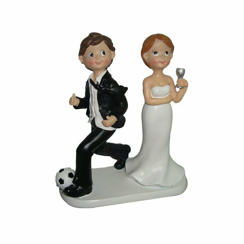 FIGURA PASTEL NOVIOS CON BALON