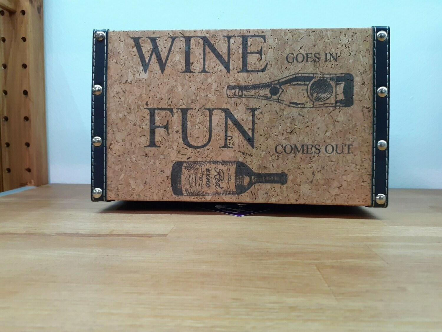 CAJA CORCHO  MOTIVO VINO