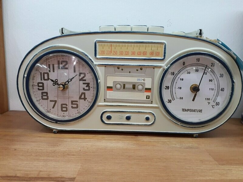 RELOJ VINTAGE RADIO.