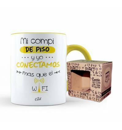 TAZA COLOR – MI COMPI DE PISO Y YO CONECTAMOS MAS QUE EL WIFI