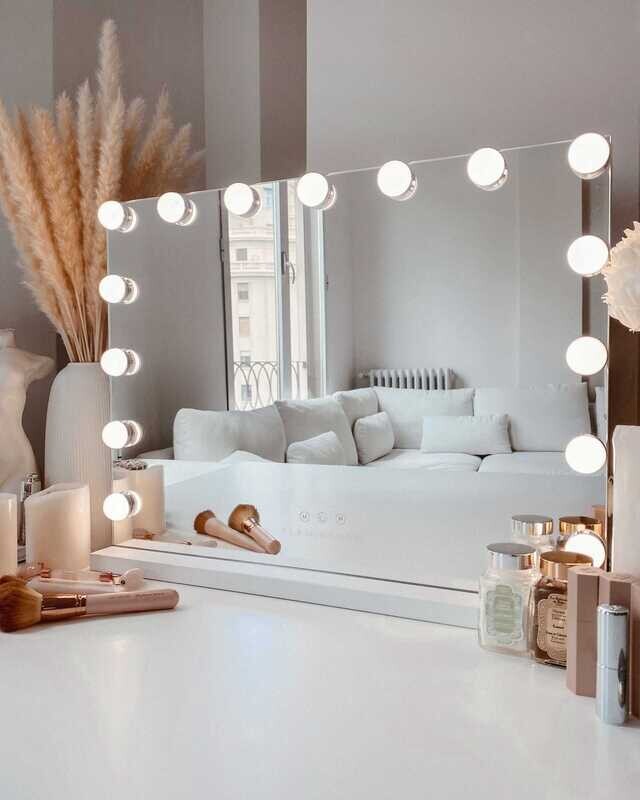 KIM - Espejo con luces led para maquillaje estilo Hollywood con USB