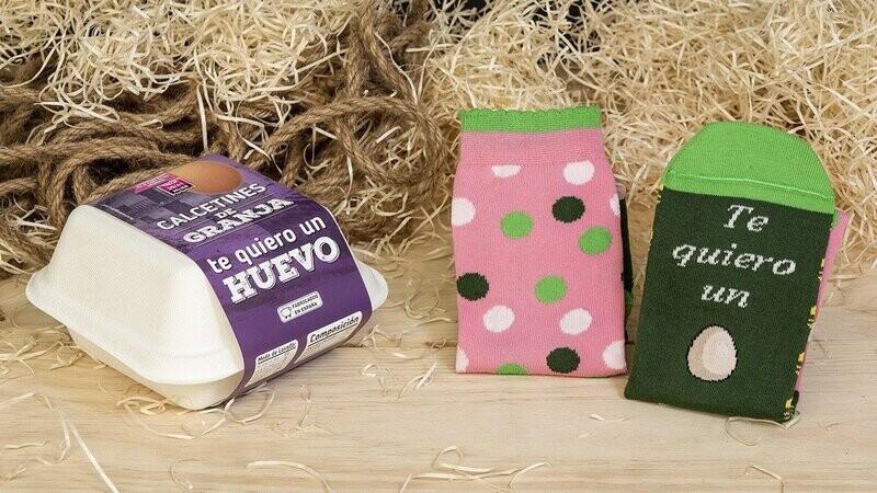 CALCETINES TE QUIERO UN HUEVO