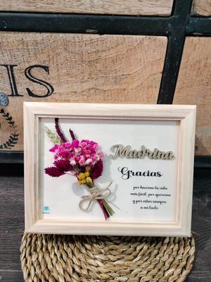 CAJA FLORES PRESERVADAS PARENTESCOS