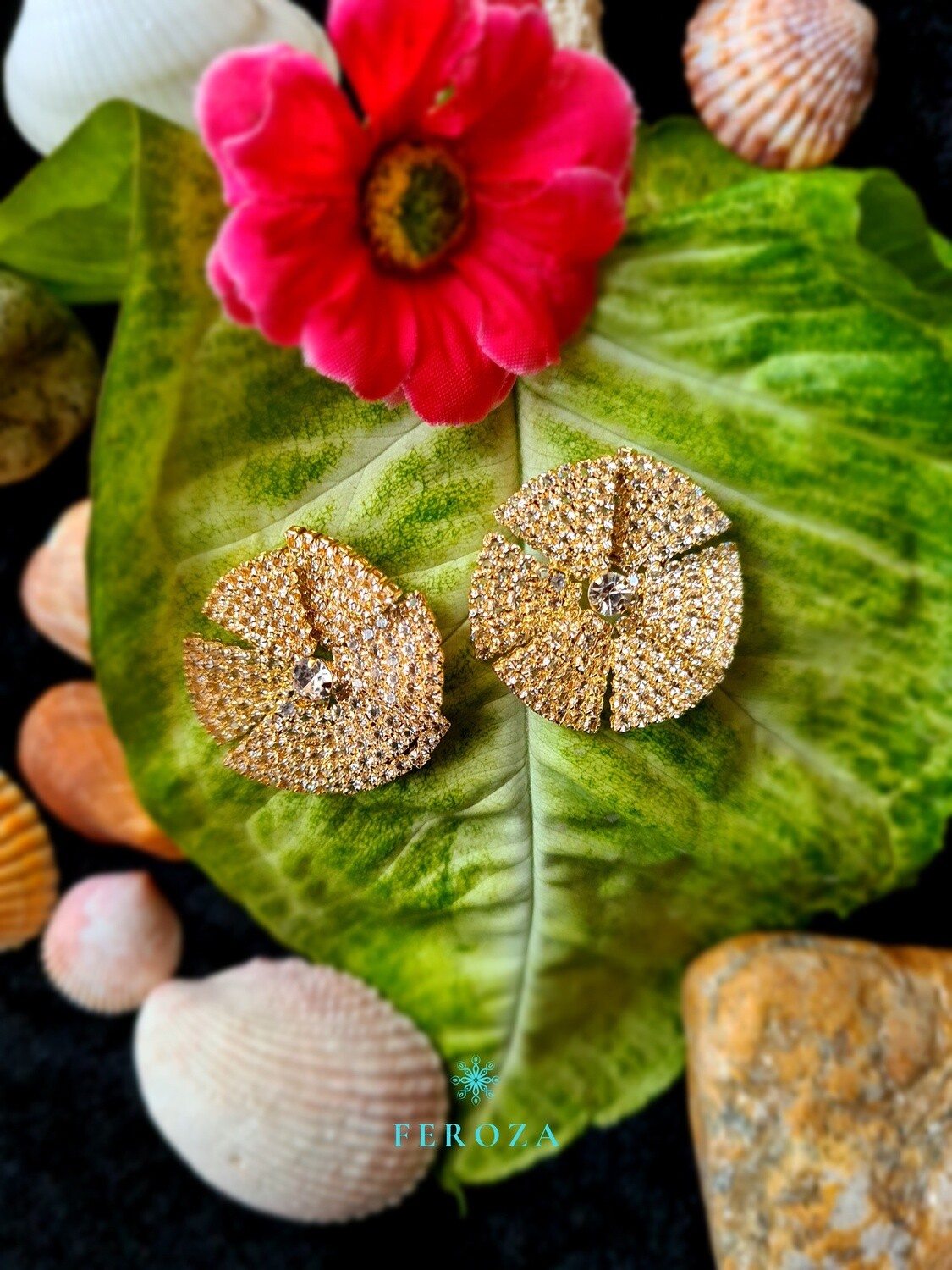 Five Triangles Earring