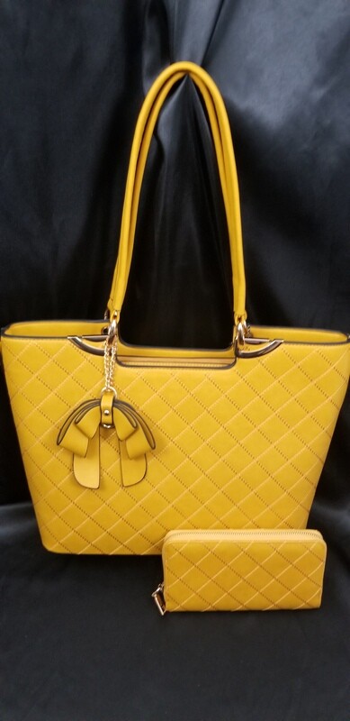 YELLOW QUILT