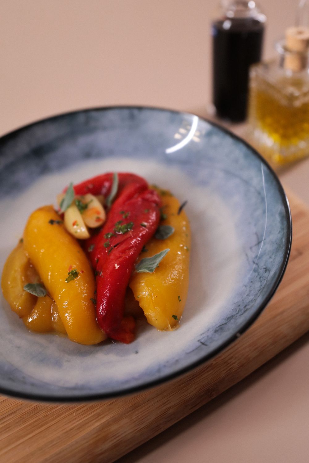 POIVRONS GRILLÉS POIVRONS GRILLÉS