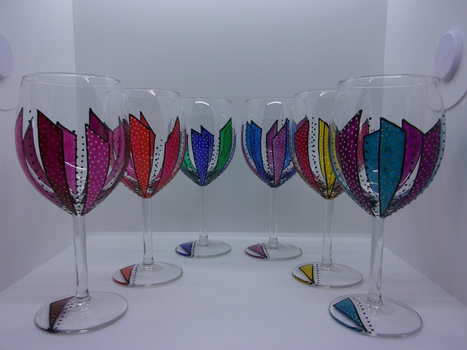 6 verres à vin 30cl  20210512 (319)