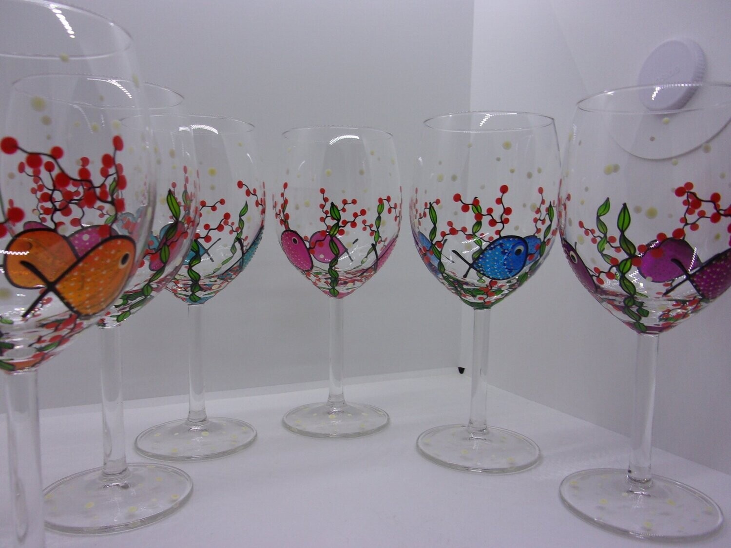 6 verres à vin ...30 cl... 20220804 (112)
