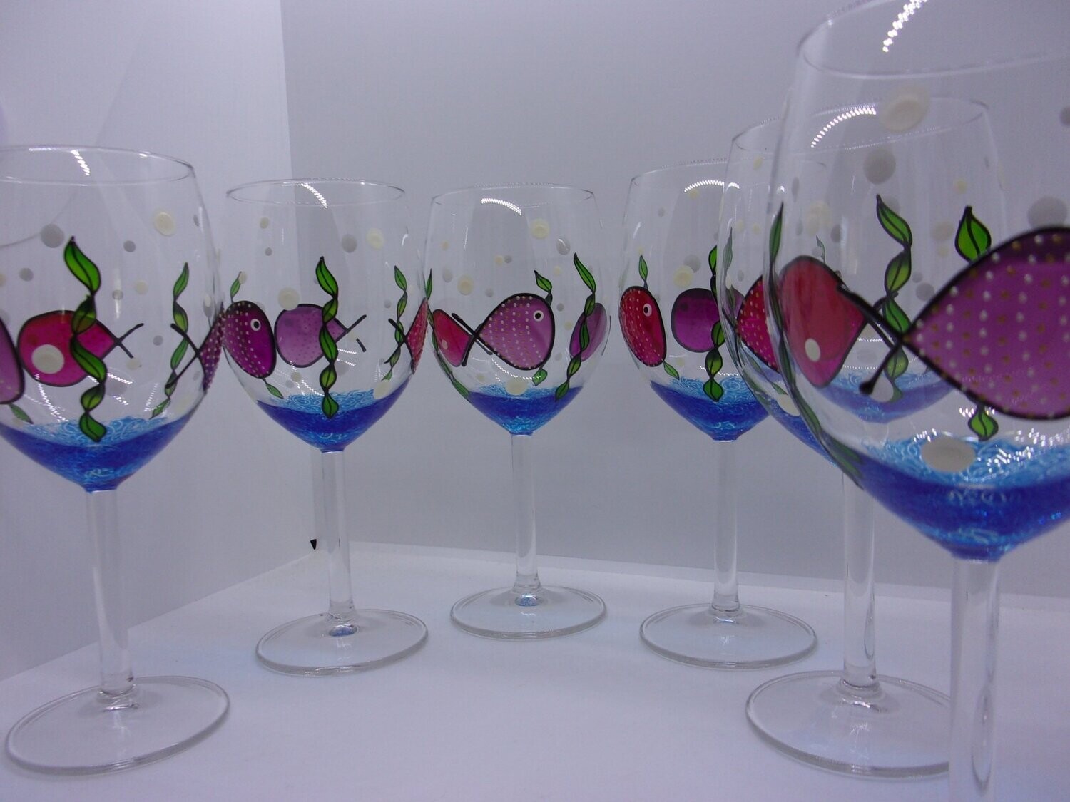 6 verres à vin ...30 cl... 20220804 (131)