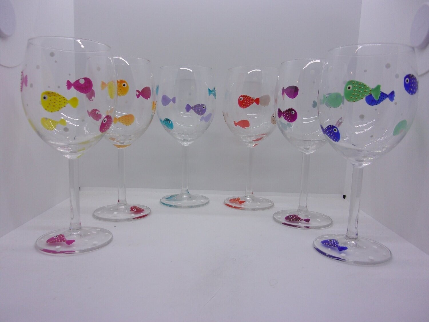 6 verres à vin ...30 cl... 20220906 (89)