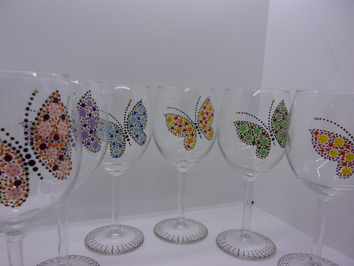 6 verres à vin ...30 cl... 20221024 (127)