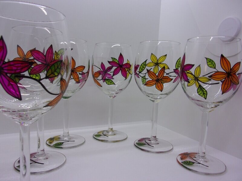 6 verres à vin ...30 cl... 20221110 (66)