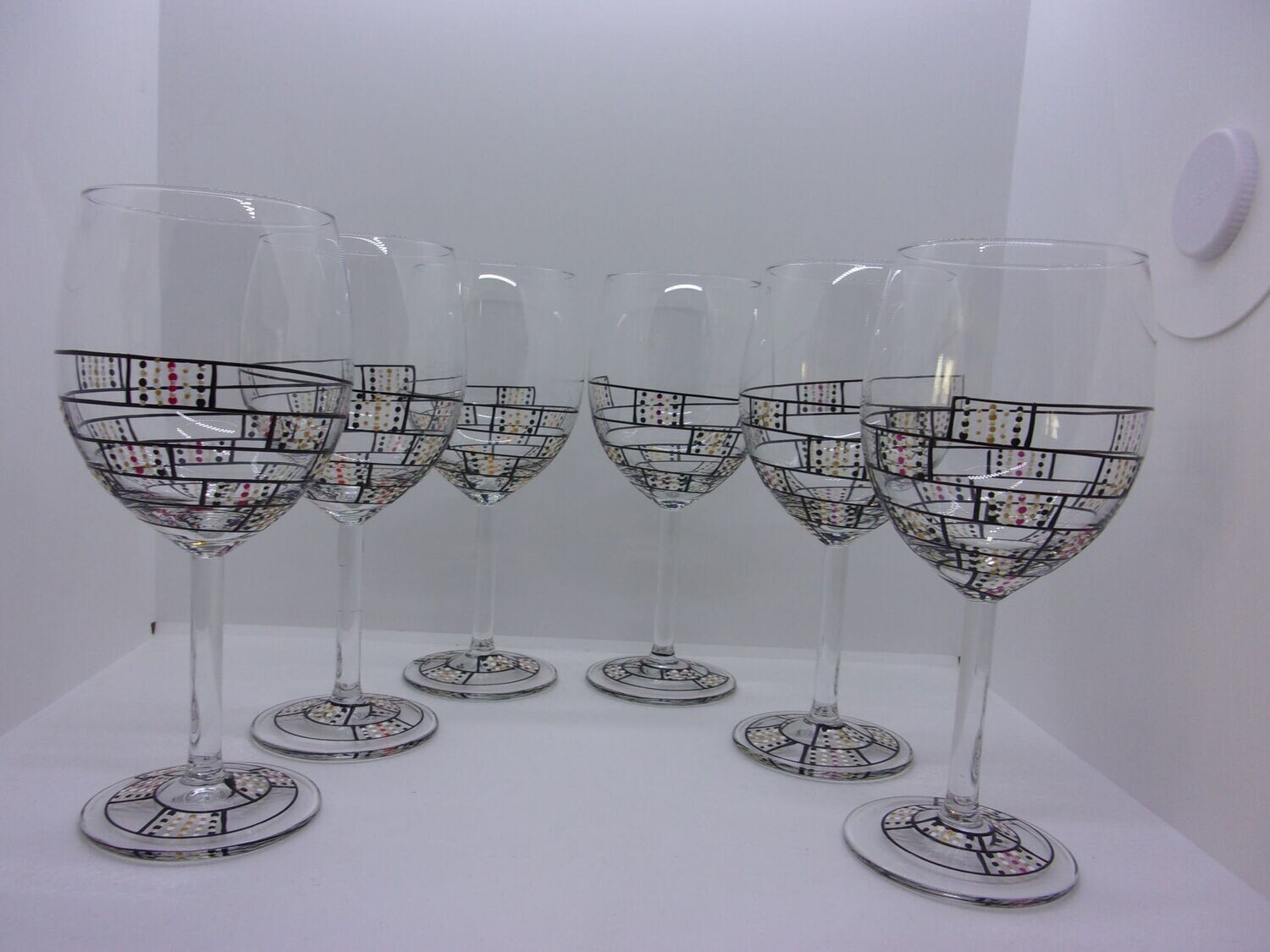 6 verres à vin ...30 cl... 20230113 (36)