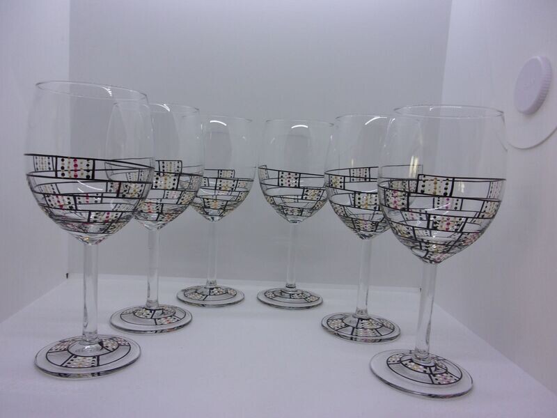 6 verres à vin ...30 cl... 20230113 (36)