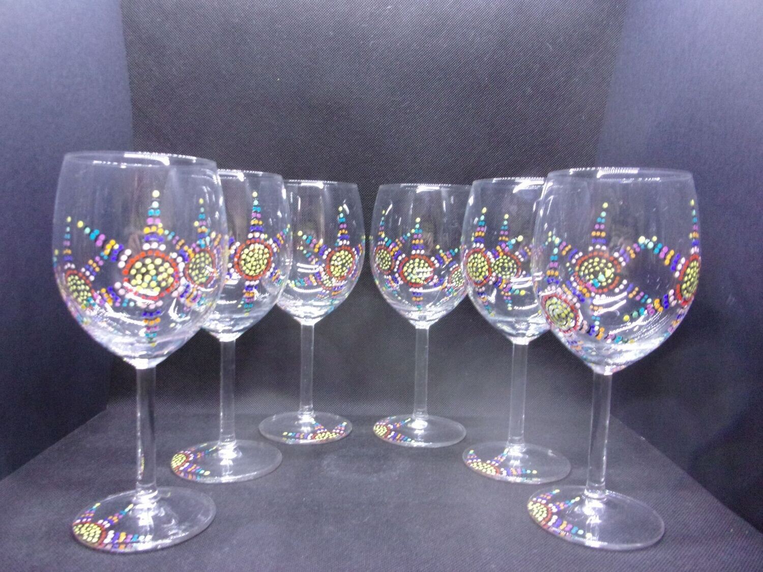6 verres à vin ...30 cl... 202300310 (98)