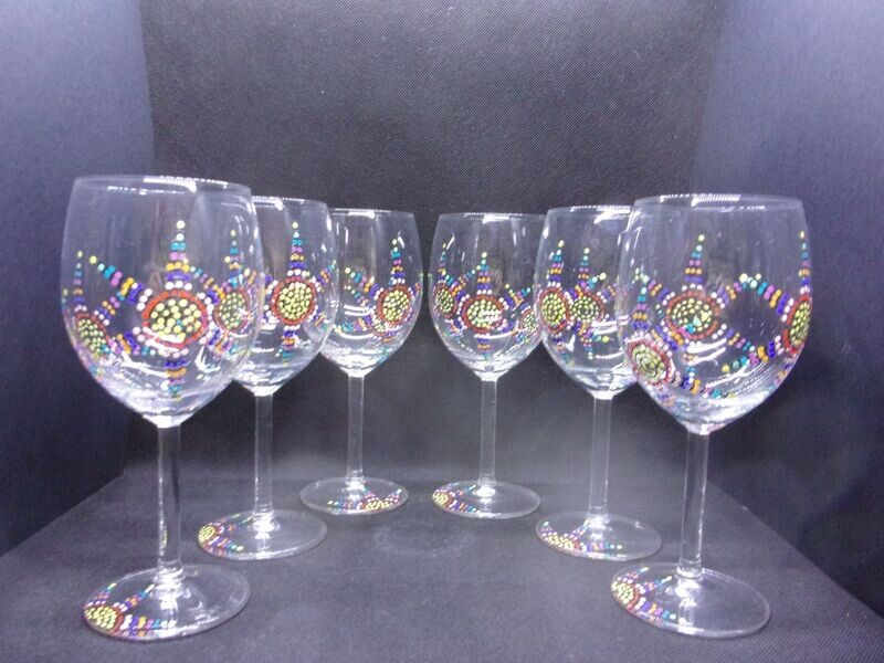 6 verres à vin ...30 cl... 202300310 (98)