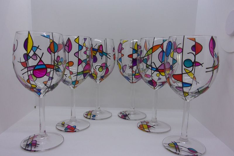 6 verres à vin ...30 cl... 20241101 (363)
