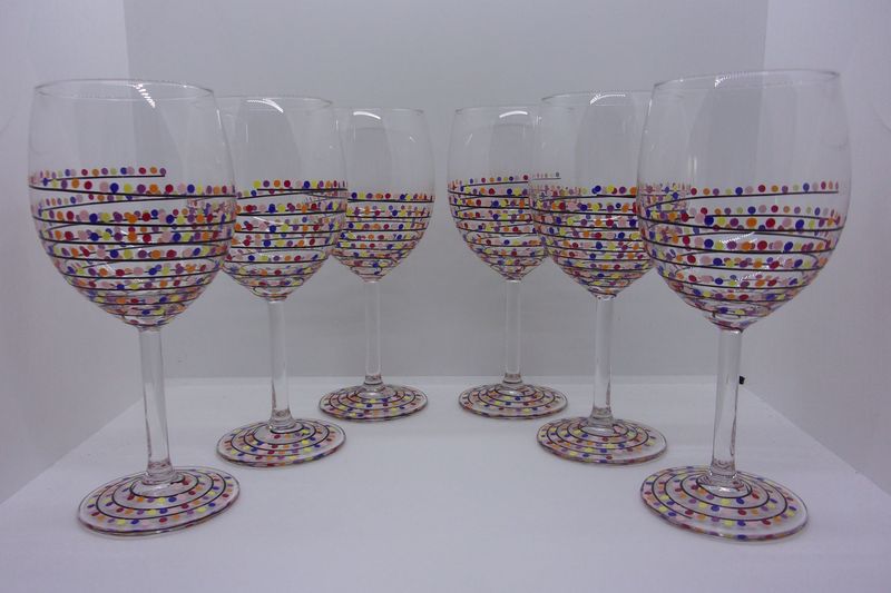 6 verres à vin ...30 cl... 20241101 (255)