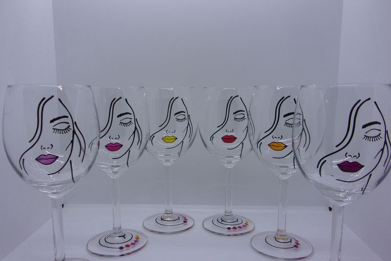 6 verres à vin ...30 cl... 20250309 (84)