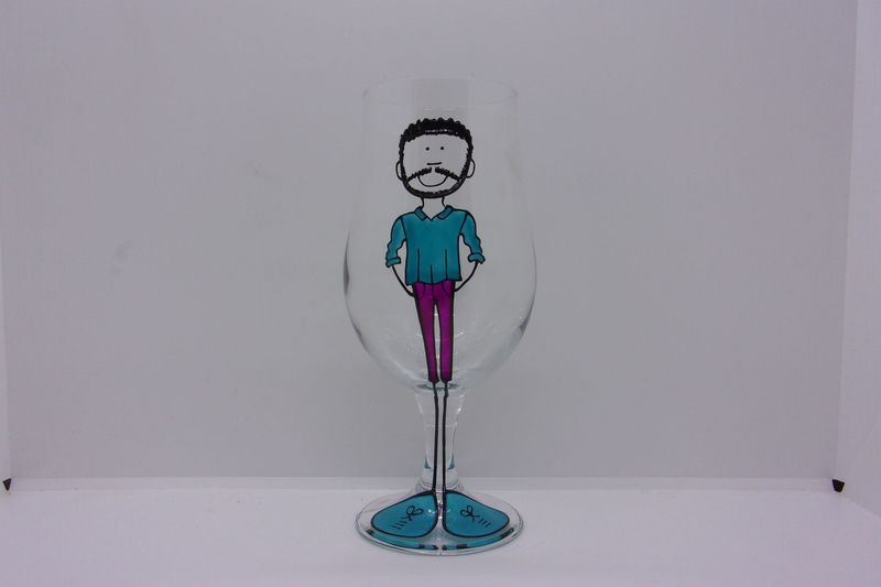 Lot de 2 verres à bière ... 37cl ... 20251001 (33)