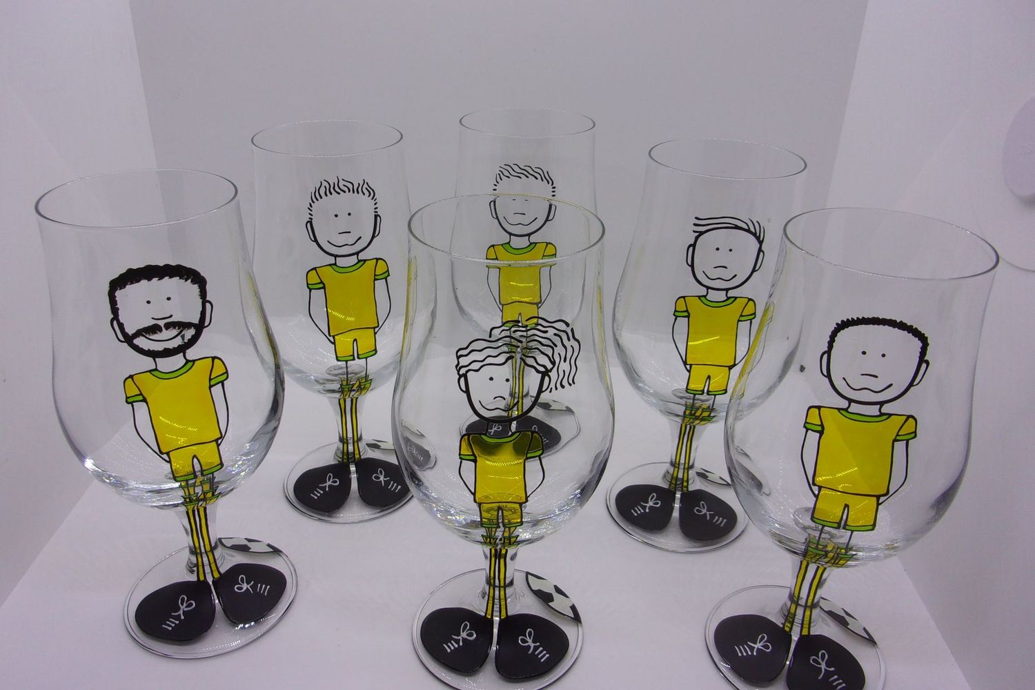 Lot de 2 verres à bière ... 37cl ... 20251101 (193) Lot de 2 verres à bière ... 37cl ... 20251101 (193)