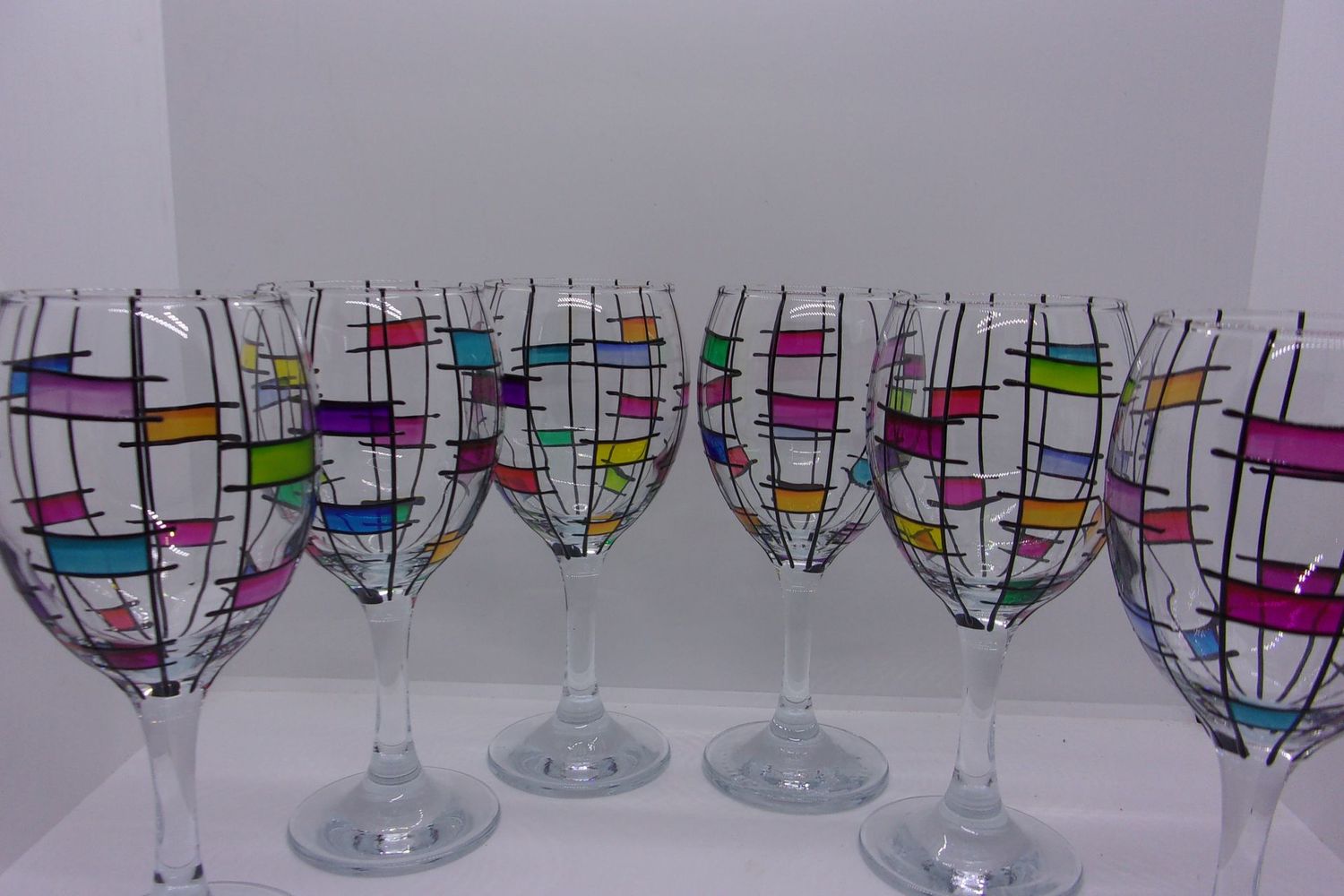 6 verres à vin ...25 cl... 20251009 (109) 6 verres à vin ...25 cl... 20251009 (109)