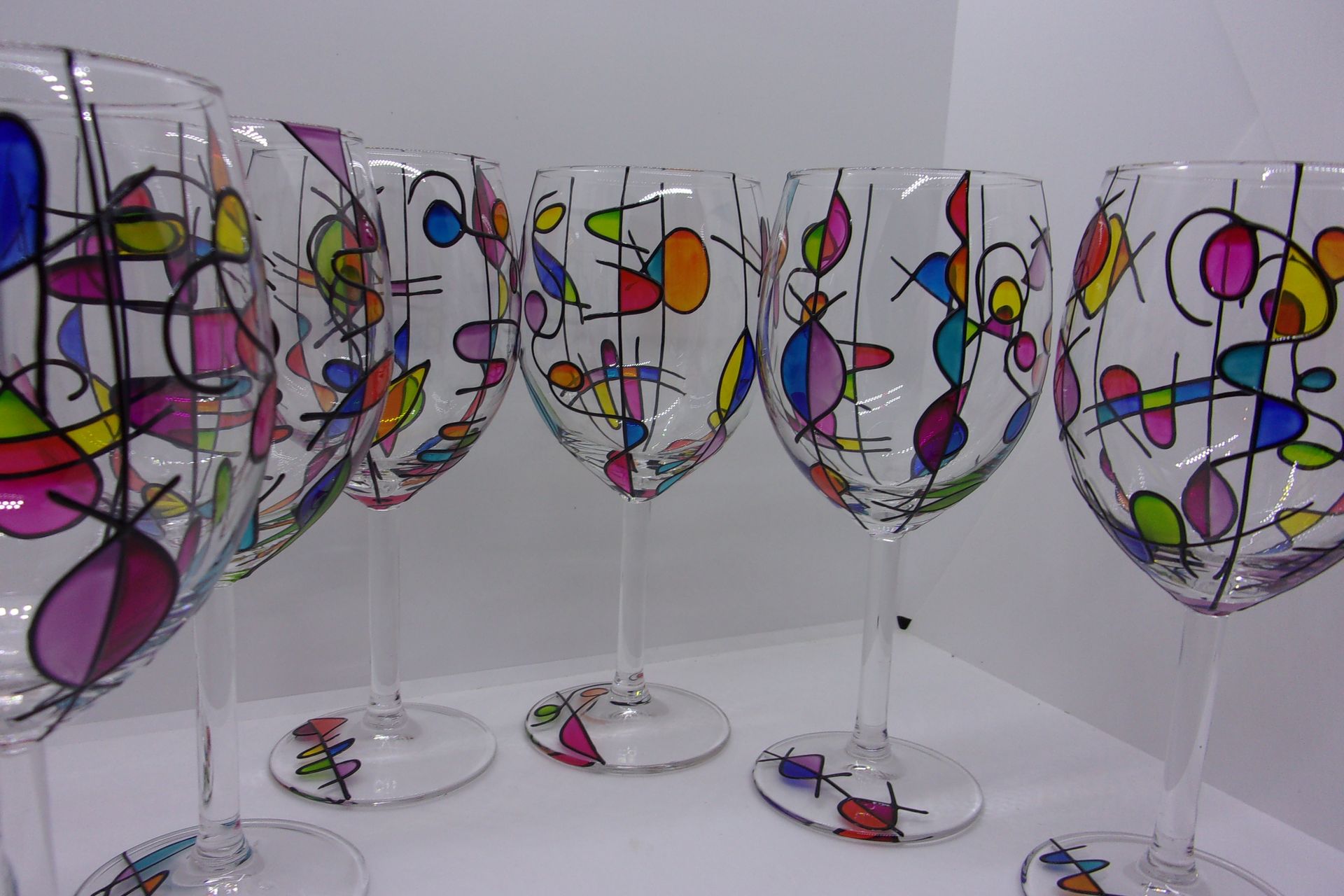 6 verres à vin ...30 cl... 20251207 (140)