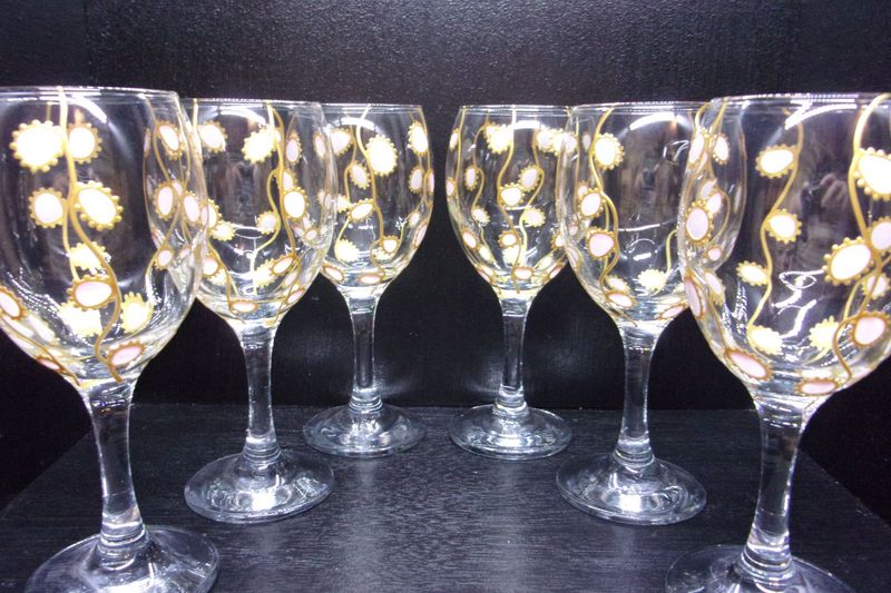 6 verres à vin ...25 cl... 20260107 (61)