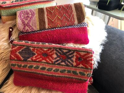CLUTCH ETNICO ARTESANAL (before 50€)