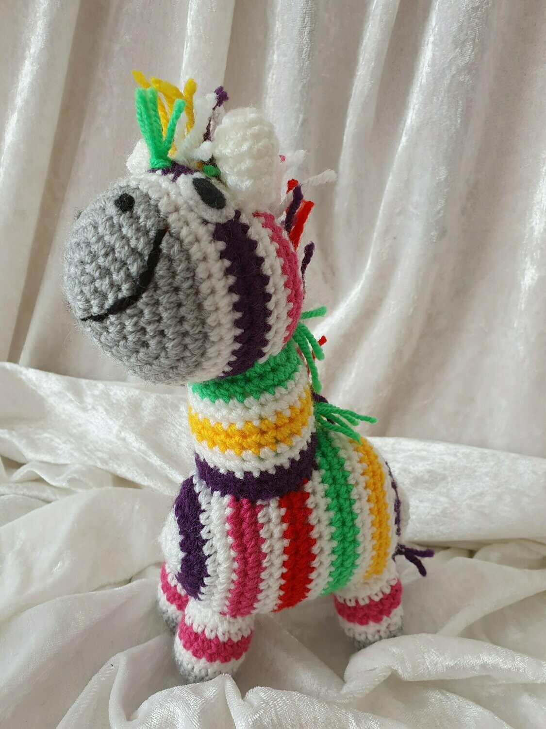 Zebra bunt gestreift