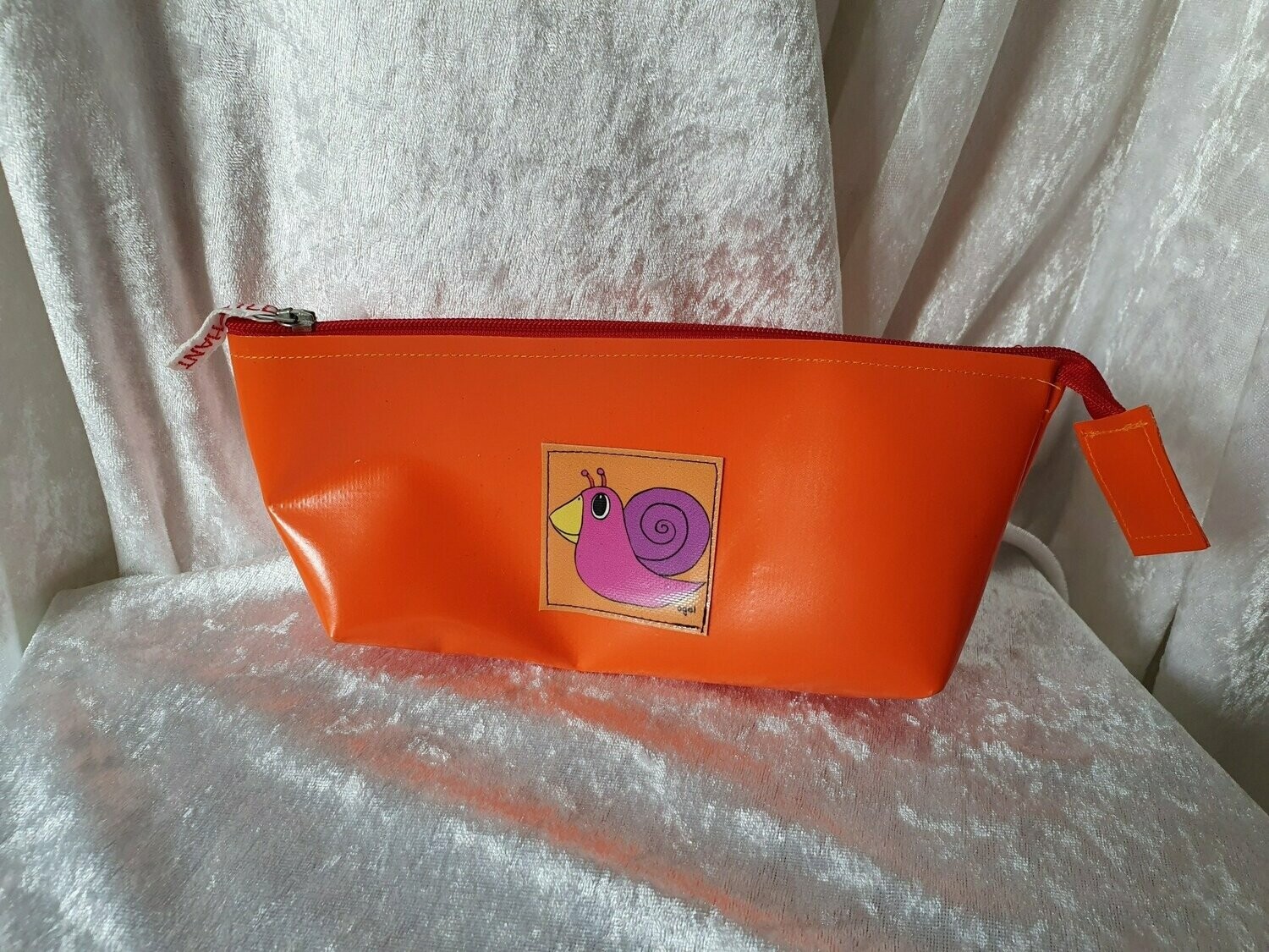 Mäppchen orange Motiv Schnecke