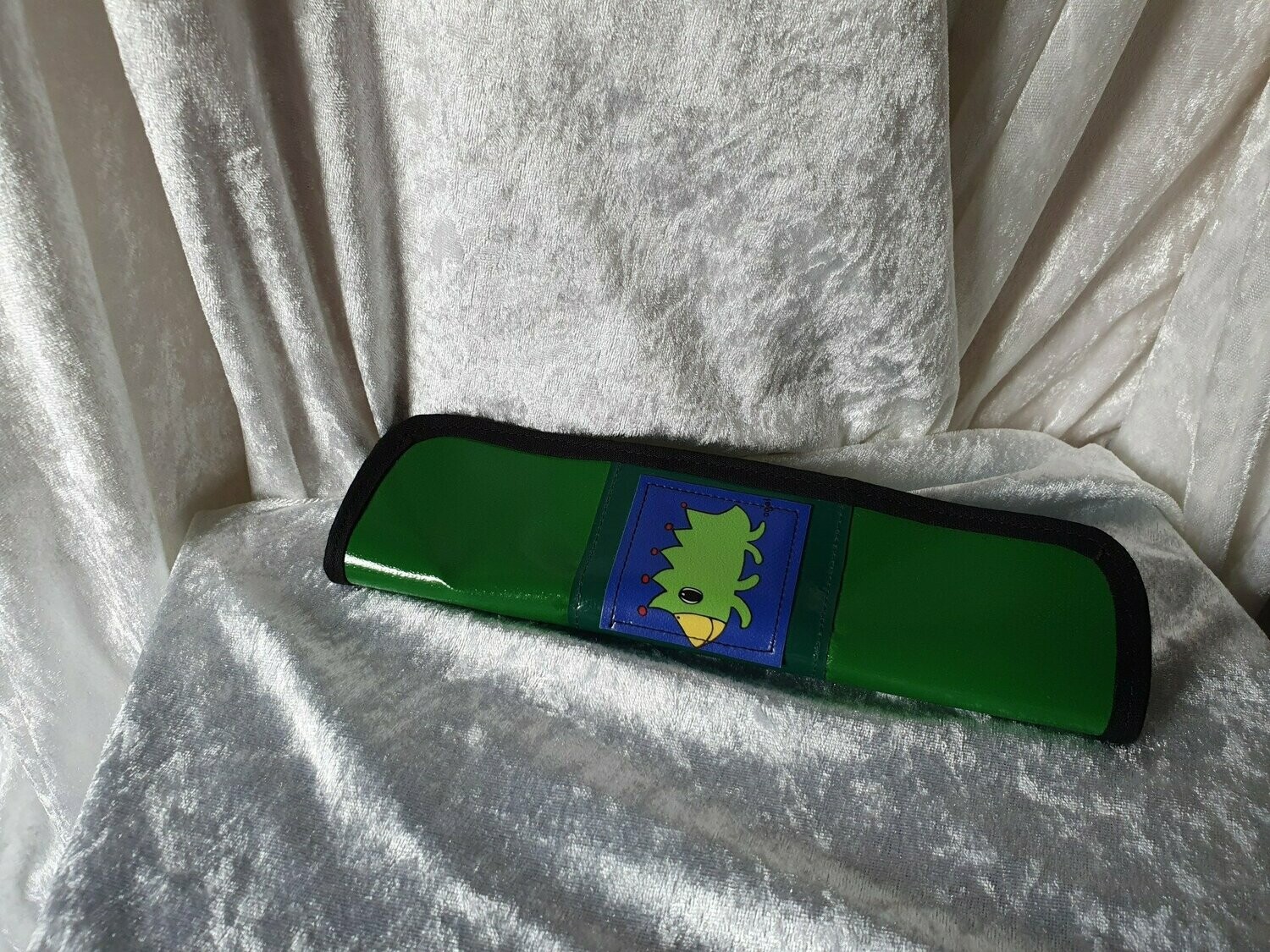 Pinselmäppchen grün Motiv Schlurch