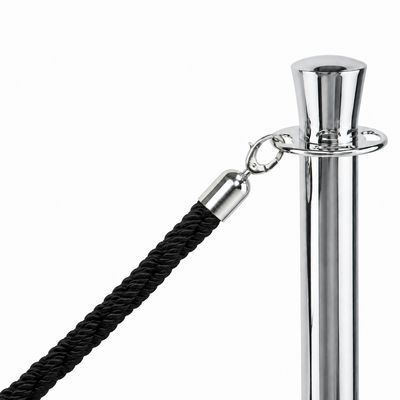 Black 28mm twisted queue rope with chrome end attached to chrome crown-top post