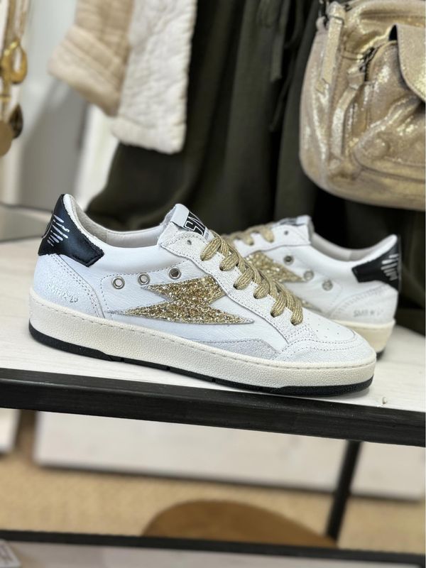 SNEAKER BLANC, NOIR ET DORE &quot;SEMERDJIAN&quot;