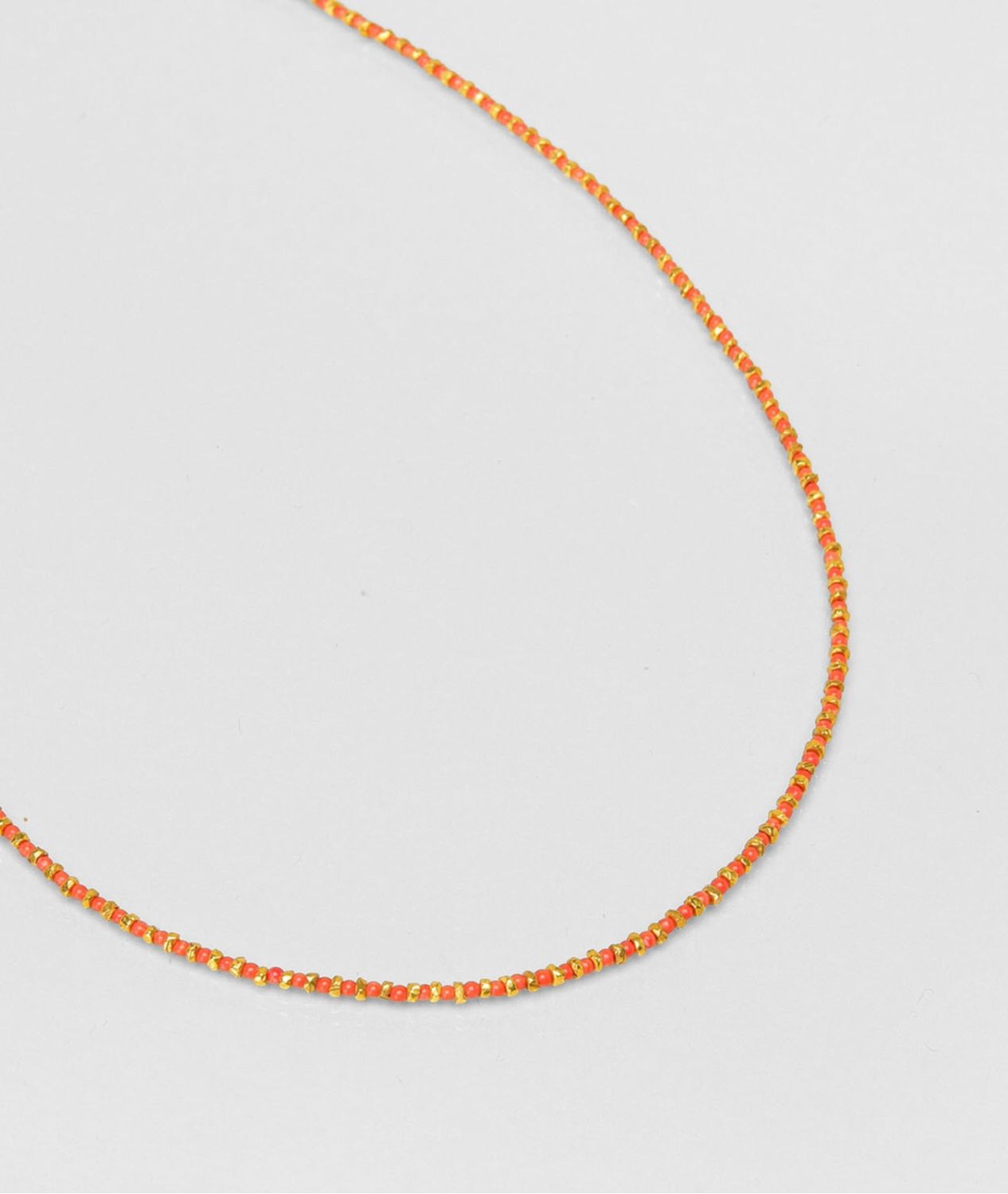 COLLIER &quot;UNE A UNE&quot;