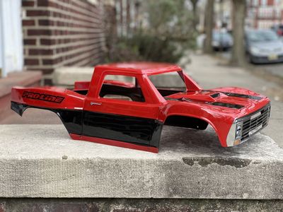 UDR 1/7 1967 FORD F-100 TRUCK RED & BLACK UDR 1/7 1967 FORD F-100 TRUCK RED & BLACK